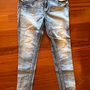 Miss Me Women's Faded Blue Skinny Jeans - size 32